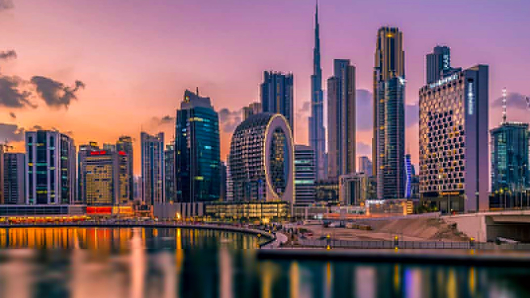 can foreigners buy property in Dubai